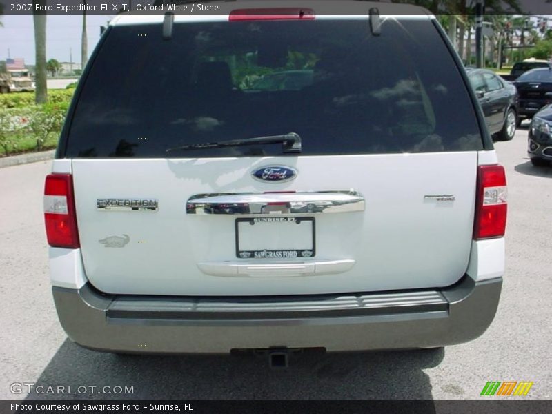 Oxford White / Stone 2007 Ford Expedition EL XLT