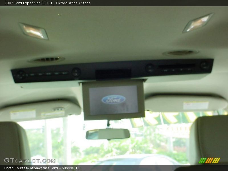 Oxford White / Stone 2007 Ford Expedition EL XLT