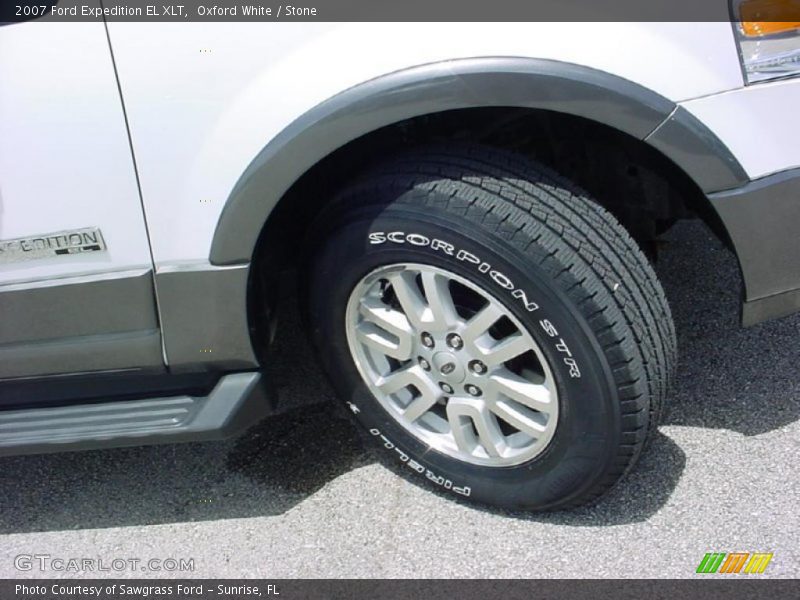 Oxford White / Stone 2007 Ford Expedition EL XLT