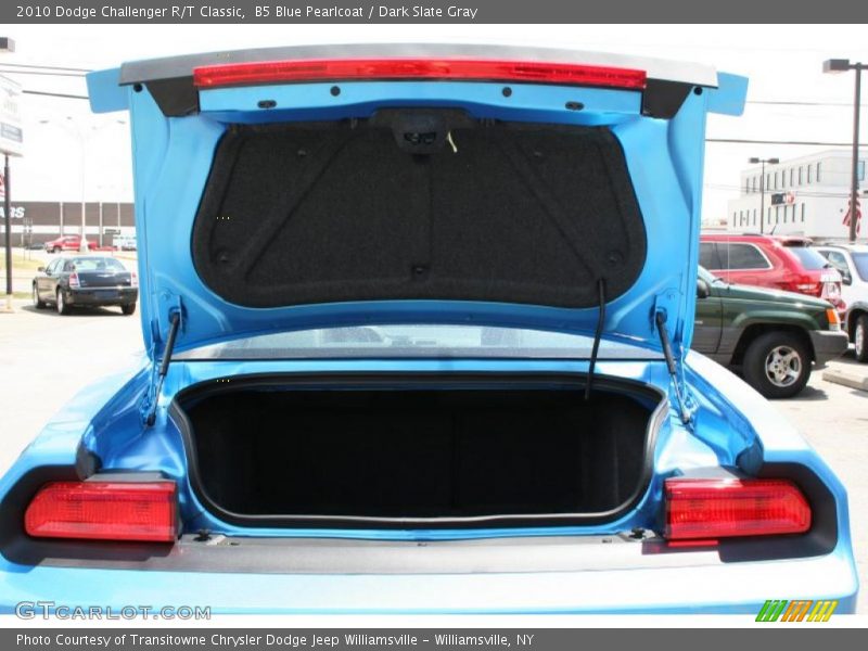 B5 Blue Pearlcoat / Dark Slate Gray 2010 Dodge Challenger R/T Classic