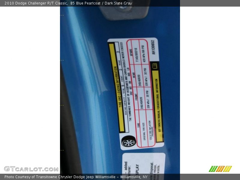 B5 Blue Pearlcoat / Dark Slate Gray 2010 Dodge Challenger R/T Classic
