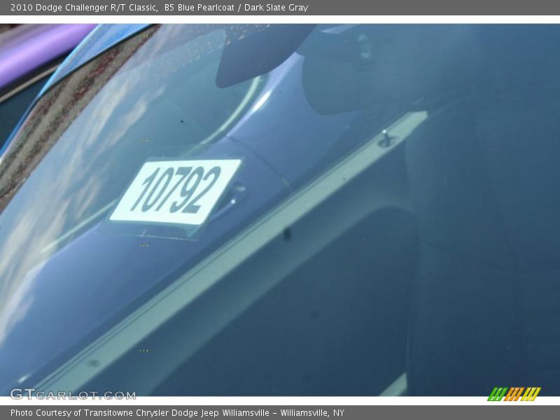 B5 Blue Pearlcoat / Dark Slate Gray 2010 Dodge Challenger R/T Classic