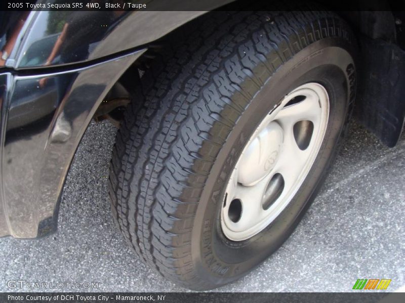 Black / Taupe 2005 Toyota Sequoia SR5 4WD