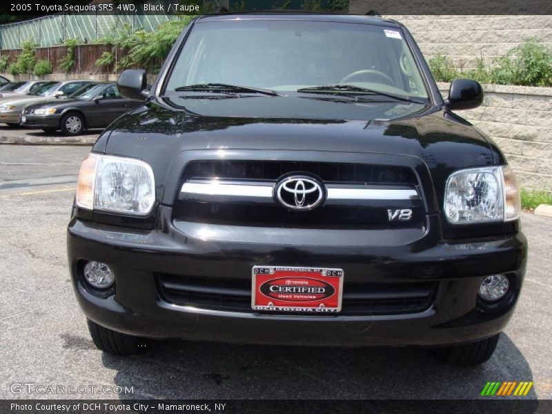 Black / Taupe 2005 Toyota Sequoia SR5 4WD