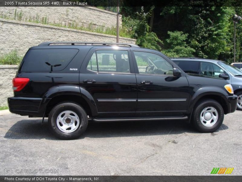 Black / Taupe 2005 Toyota Sequoia SR5 4WD