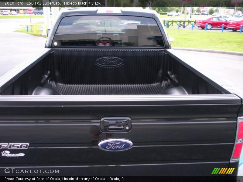 Tuxedo Black / Black 2010 Ford F150 FX2 SuperCab