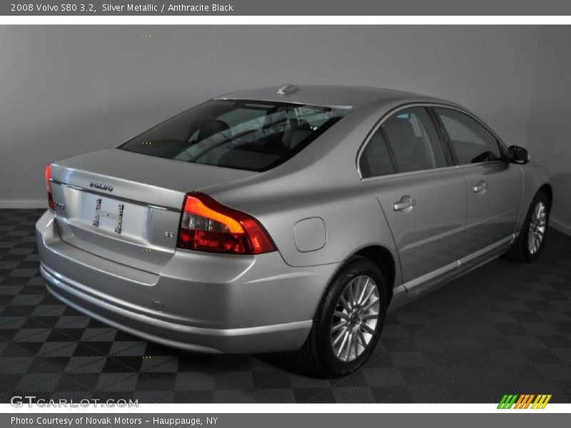 Silver Metallic / Anthracite Black 2008 Volvo S80 3.2