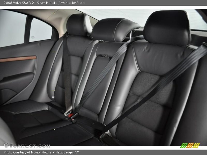 Silver Metallic / Anthracite Black 2008 Volvo S80 3.2