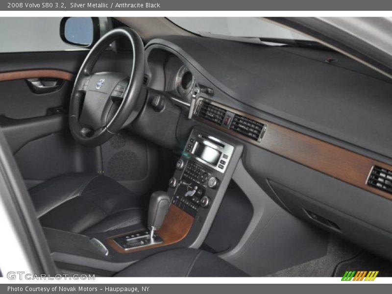 Silver Metallic / Anthracite Black 2008 Volvo S80 3.2