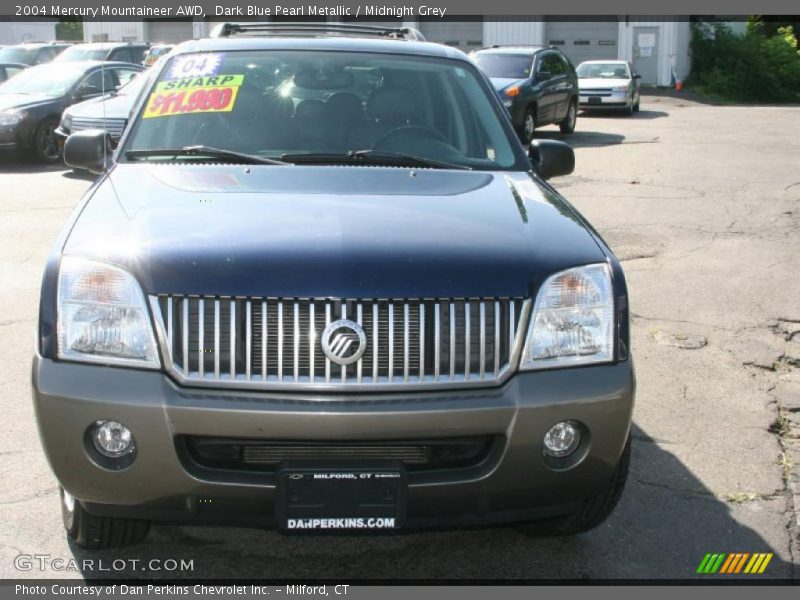 Dark Blue Pearl Metallic / Midnight Grey 2004 Mercury Mountaineer AWD