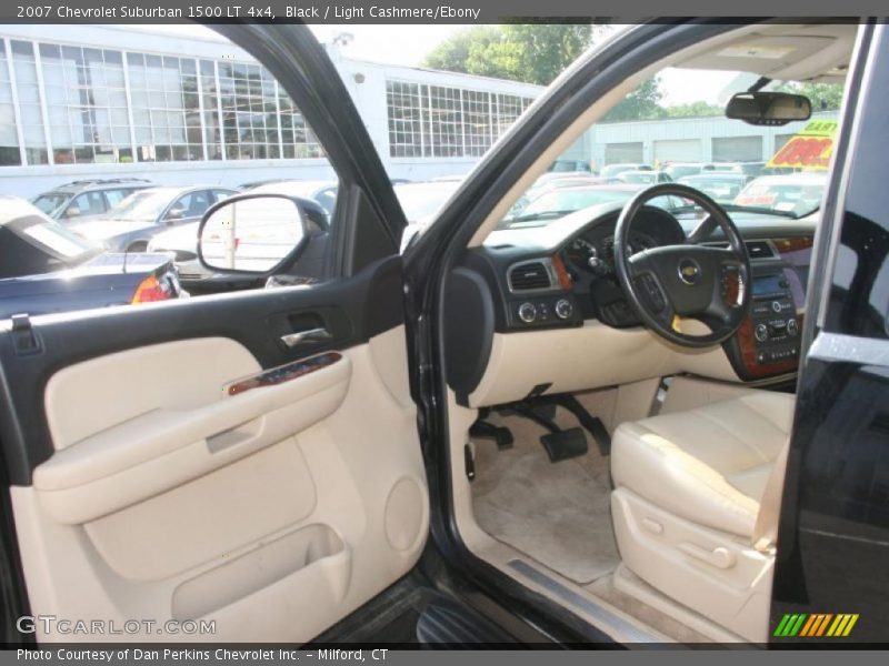 Black / Light Cashmere/Ebony 2007 Chevrolet Suburban 1500 LT 4x4