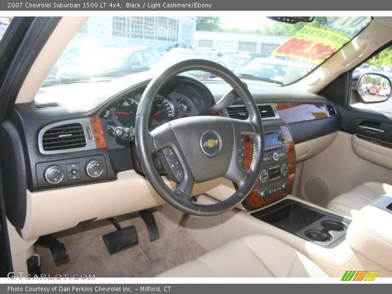 Black / Light Cashmere/Ebony 2007 Chevrolet Suburban 1500 LT 4x4