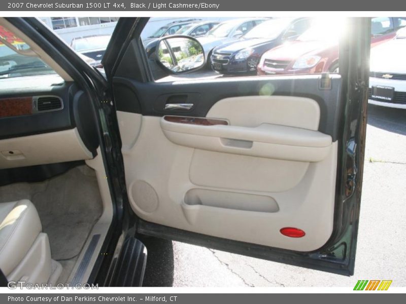 Black / Light Cashmere/Ebony 2007 Chevrolet Suburban 1500 LT 4x4
