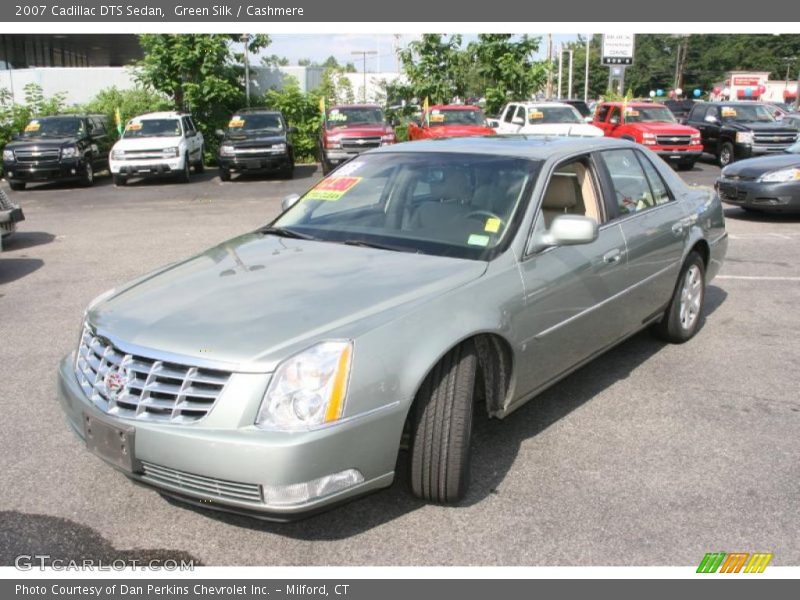 Green Silk / Cashmere 2007 Cadillac DTS Sedan