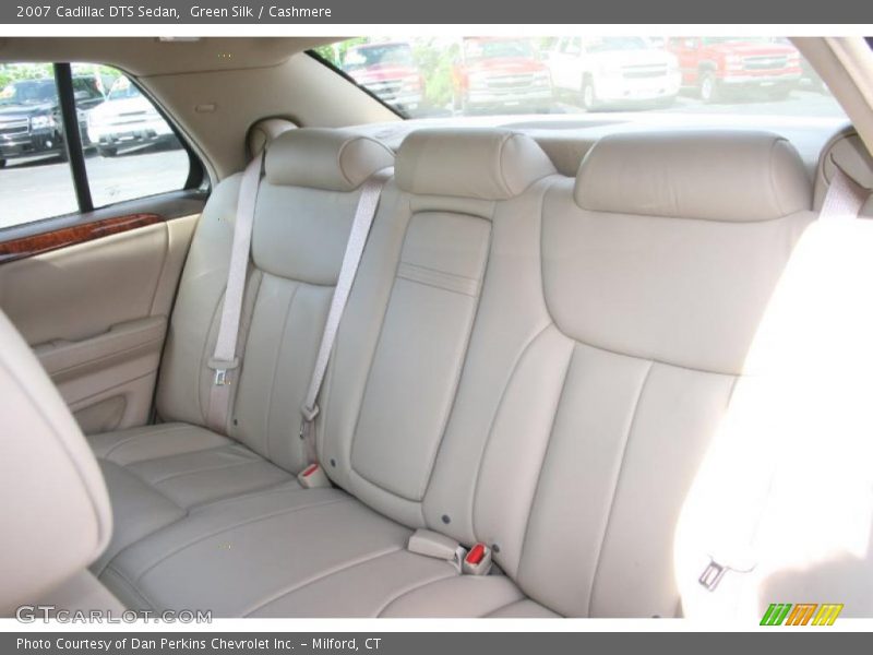 Green Silk / Cashmere 2007 Cadillac DTS Sedan