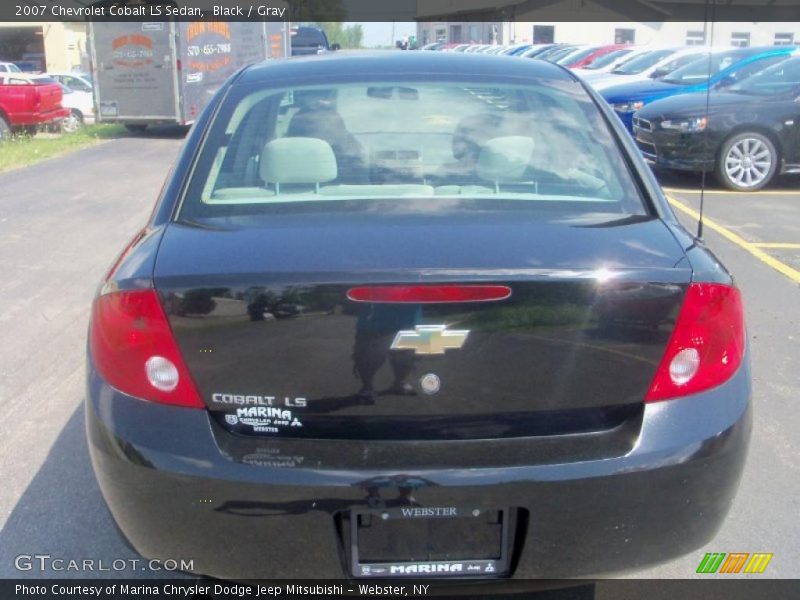 Black / Gray 2007 Chevrolet Cobalt LS Sedan