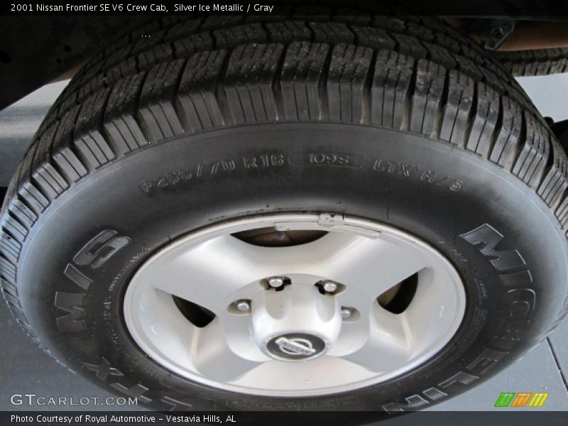 Silver Ice Metallic / Gray 2001 Nissan Frontier SE V6 Crew Cab