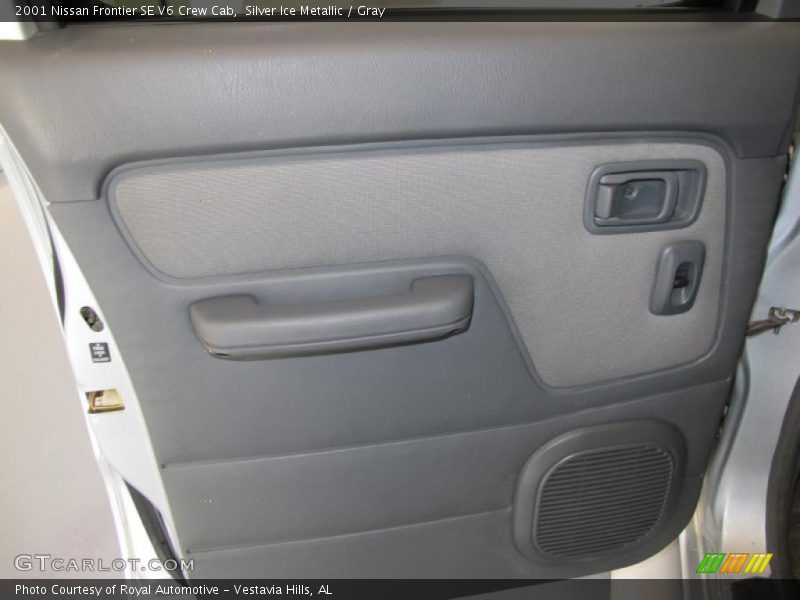 Silver Ice Metallic / Gray 2001 Nissan Frontier SE V6 Crew Cab