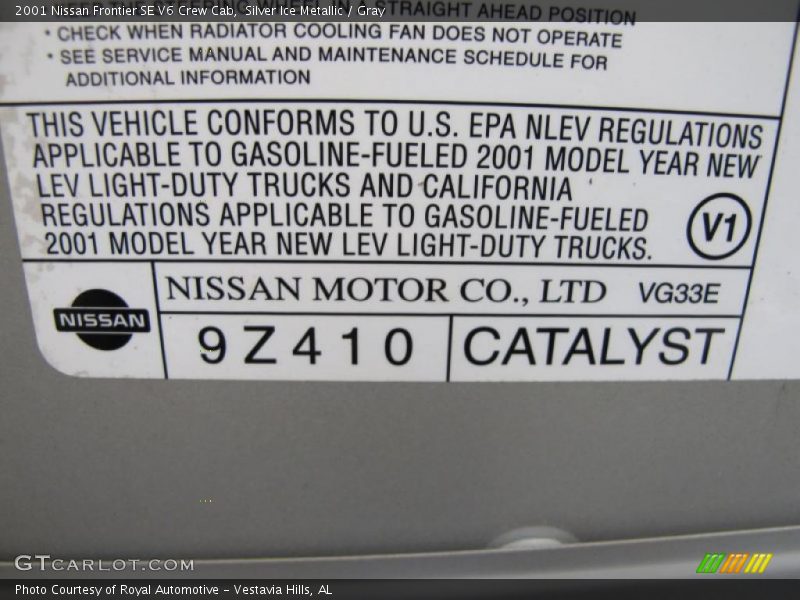 Silver Ice Metallic / Gray 2001 Nissan Frontier SE V6 Crew Cab