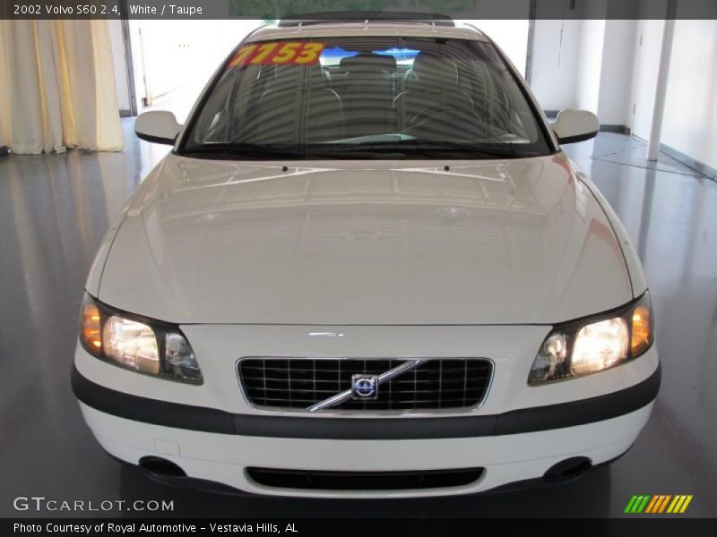 White / Taupe 2002 Volvo S60 2.4
