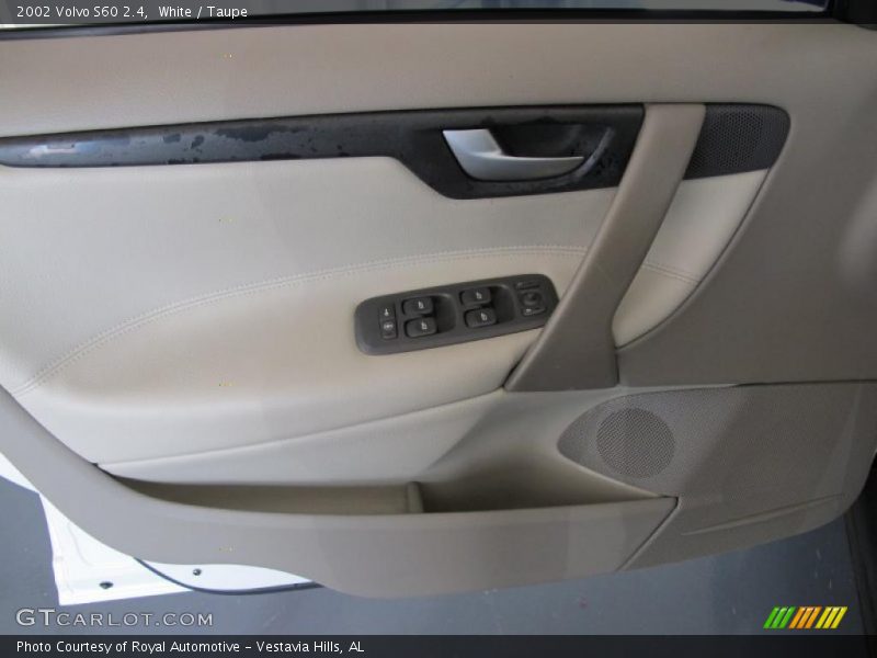 White / Taupe 2002 Volvo S60 2.4