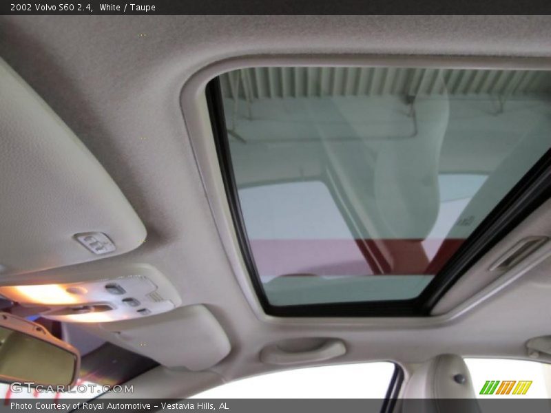 White / Taupe 2002 Volvo S60 2.4