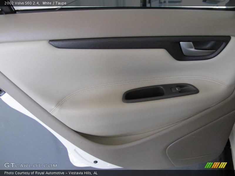 White / Taupe 2002 Volvo S60 2.4