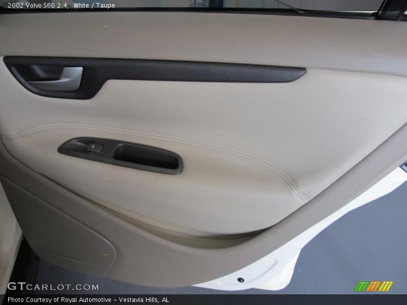 White / Taupe 2002 Volvo S60 2.4