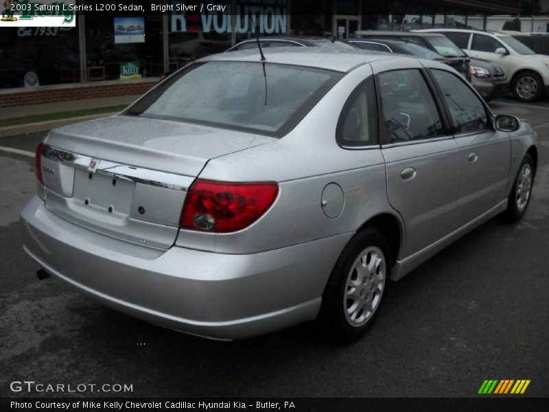 Bright Silver / Gray 2003 Saturn L Series L200 Sedan