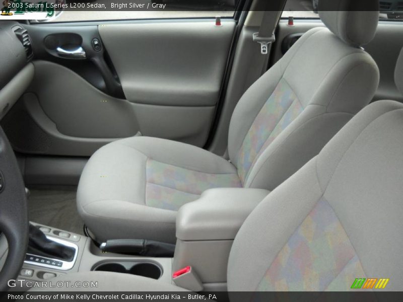 Bright Silver / Gray 2003 Saturn L Series L200 Sedan