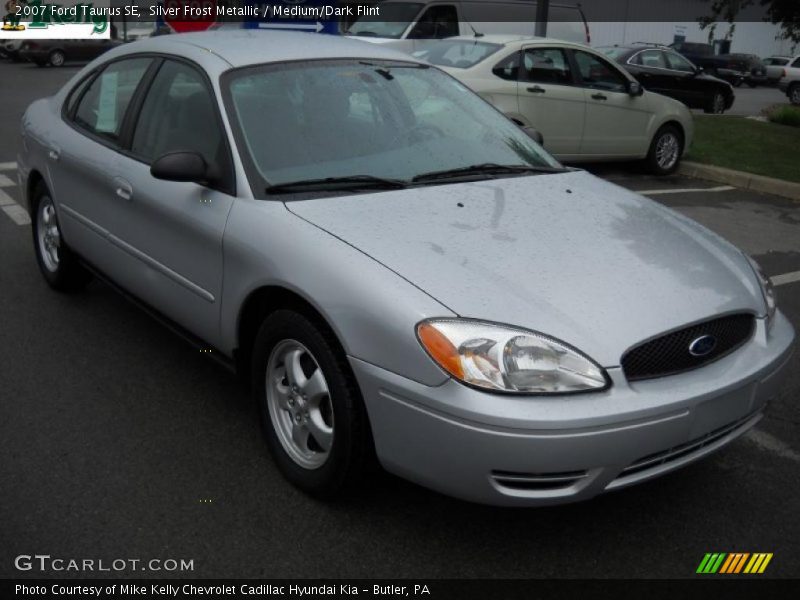 Silver Frost Metallic / Medium/Dark Flint 2007 Ford Taurus SE
