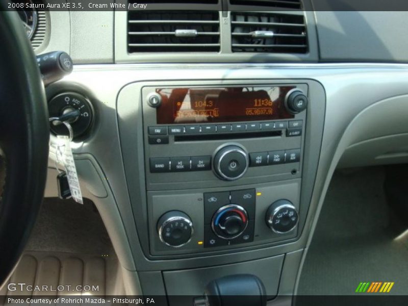 Cream White / Gray 2008 Saturn Aura XE 3.5