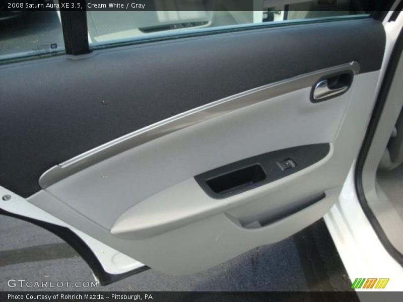 Cream White / Gray 2008 Saturn Aura XE 3.5