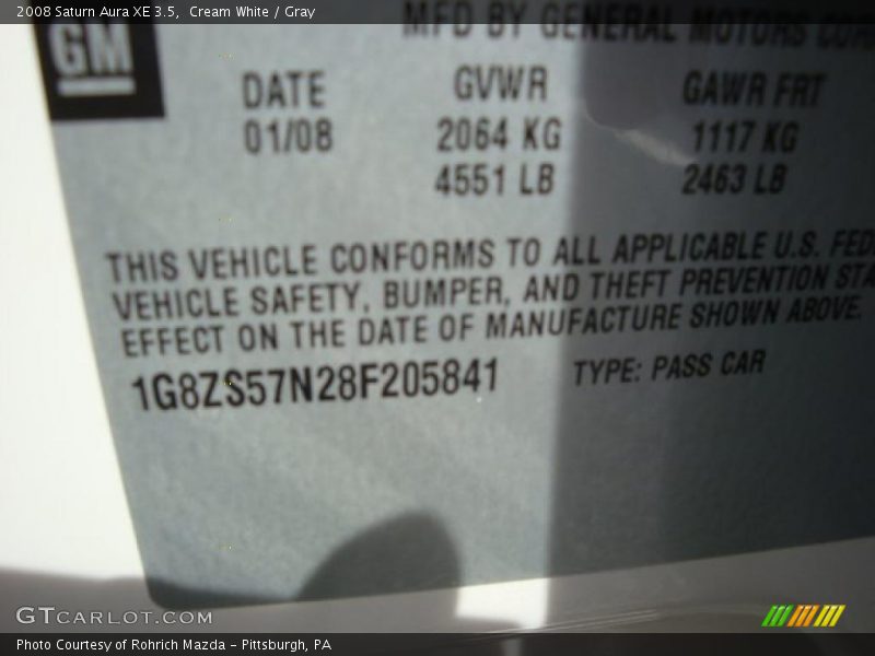 Cream White / Gray 2008 Saturn Aura XE 3.5