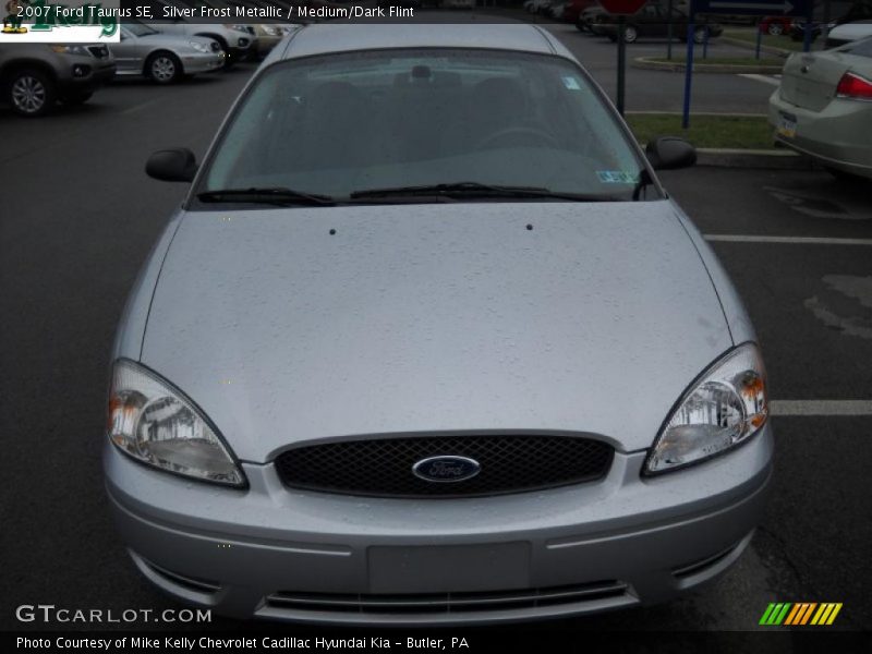 Silver Frost Metallic / Medium/Dark Flint 2007 Ford Taurus SE