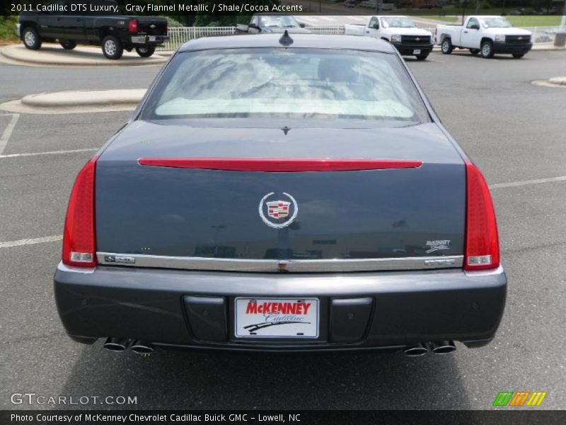 Gray Flannel Metallic / Shale/Cocoa Accents 2011 Cadillac DTS Luxury