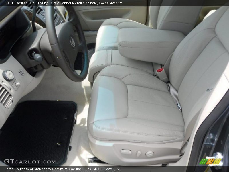 Gray Flannel Metallic / Shale/Cocoa Accents 2011 Cadillac DTS Luxury