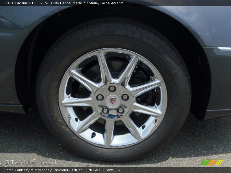 Gray Flannel Metallic / Shale/Cocoa Accents 2011 Cadillac DTS Luxury