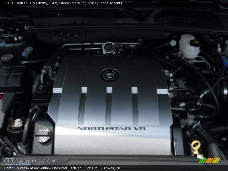 Gray Flannel Metallic / Shale/Cocoa Accents 2011 Cadillac DTS Luxury