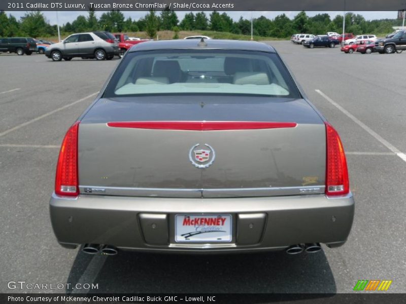 Tuscan Bronze ChromFlair / Shale/Cocoa Accents 2011 Cadillac DTS Luxury