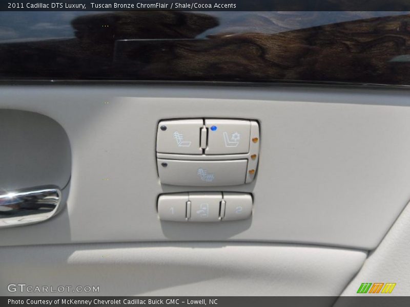 Tuscan Bronze ChromFlair / Shale/Cocoa Accents 2011 Cadillac DTS Luxury