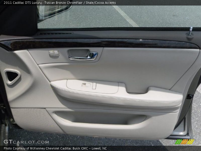 Tuscan Bronze ChromFlair / Shale/Cocoa Accents 2011 Cadillac DTS Luxury