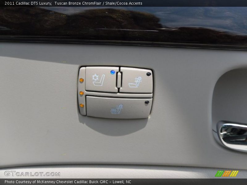 Tuscan Bronze ChromFlair / Shale/Cocoa Accents 2011 Cadillac DTS Luxury