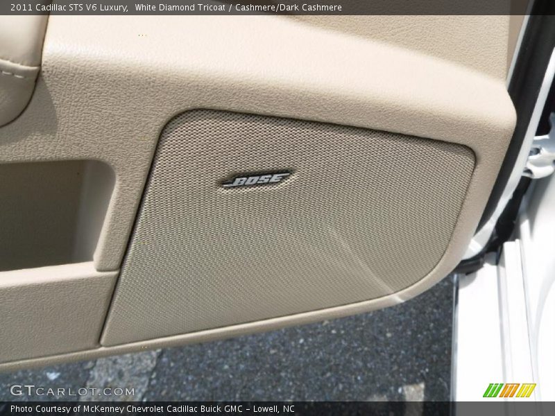 White Diamond Tricoat / Cashmere/Dark Cashmere 2011 Cadillac STS V6 Luxury
