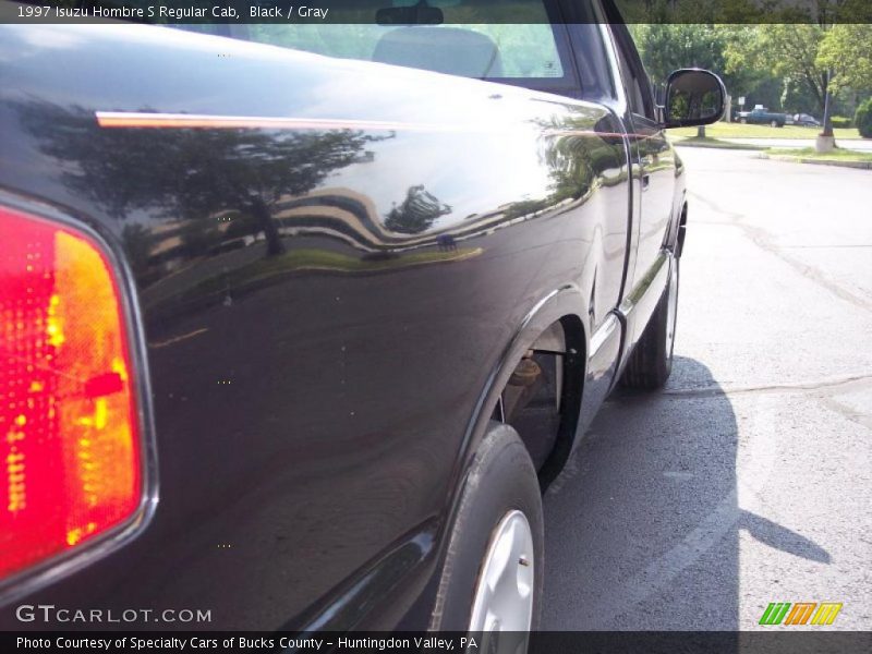 Black / Gray 1997 Isuzu Hombre S Regular Cab