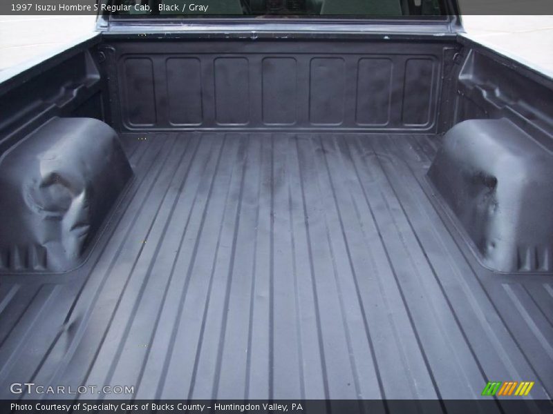 Black / Gray 1997 Isuzu Hombre S Regular Cab