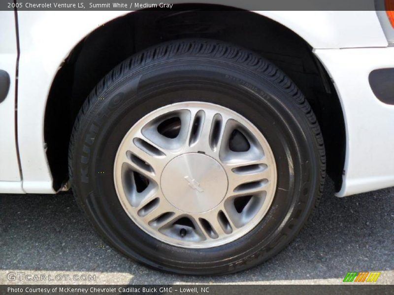 Summit White / Medium Gray 2005 Chevrolet Venture LS