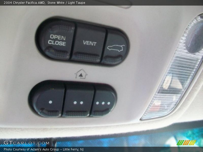 Stone White / Light Taupe 2004 Chrysler Pacifica AWD