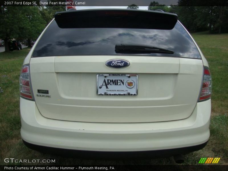 Dune Pearl Metallic / Camel 2007 Ford Edge SE