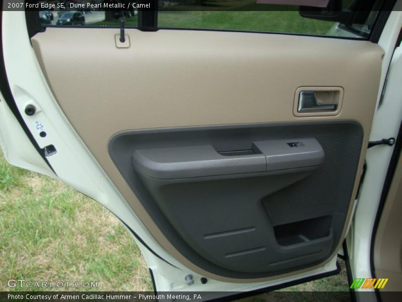 Dune Pearl Metallic / Camel 2007 Ford Edge SE